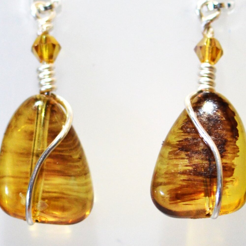 Wire-wrapped dangle earrings with lever back earhooks ED-10-032